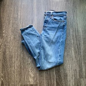 Levi’s wedgie fit jeans
